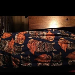 Lularoe tc mosaic animal leggings